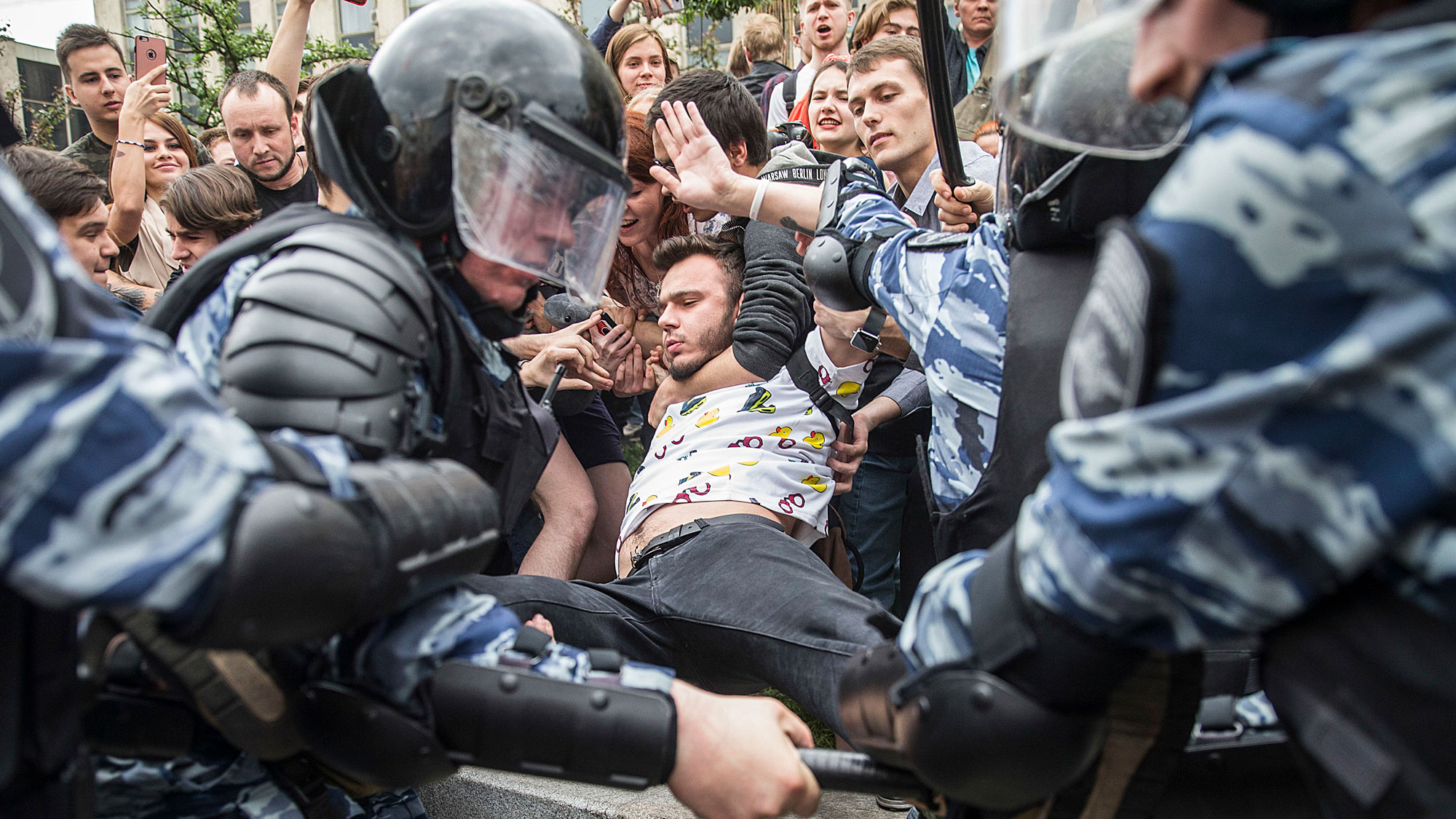 Заявление поступило в связи с обвинениями в адрес росгвардейцев после фестиваля «Нашествие» и протестных акций 12 июня undefined