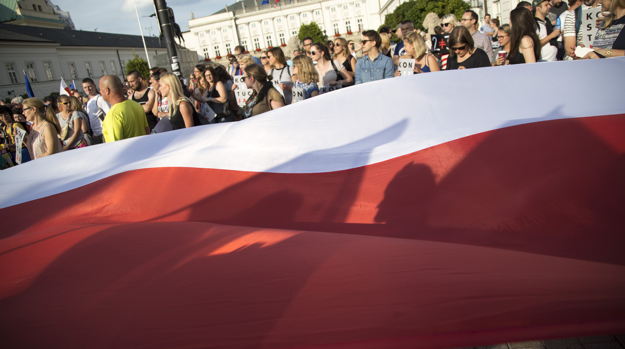 Премьер-министр Беата Шидло считает, что ФРГ должна заплатить несколько миллиардов евро undefined