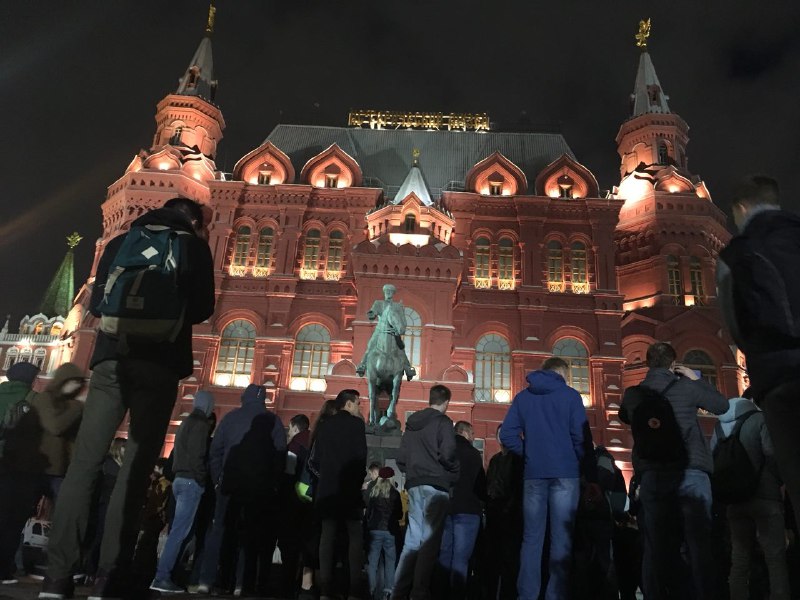 Митингующие  переместились на Чистые пруды, где планируют устроить акцию Оккупай Абай undefined