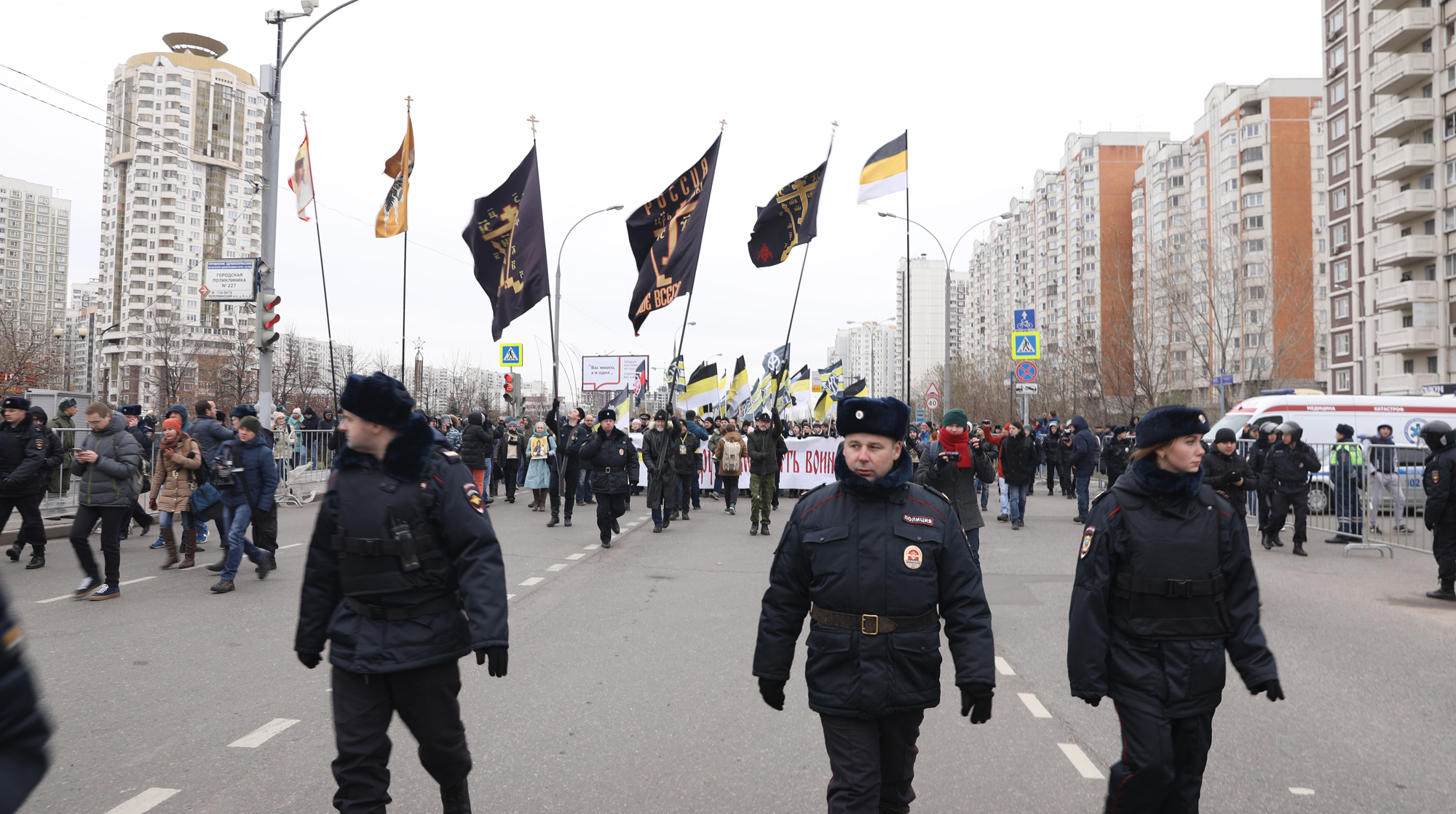 На 302 человек правоохранители составили 328 протоколов об административных правонарушениях Фото: © Daily Storm