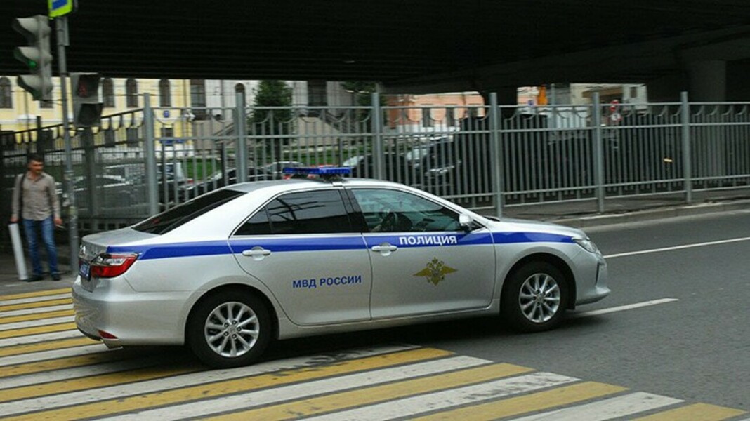 В одном из гаражей в Гольянове нашли автоматы, пистолеты и патроны к ним