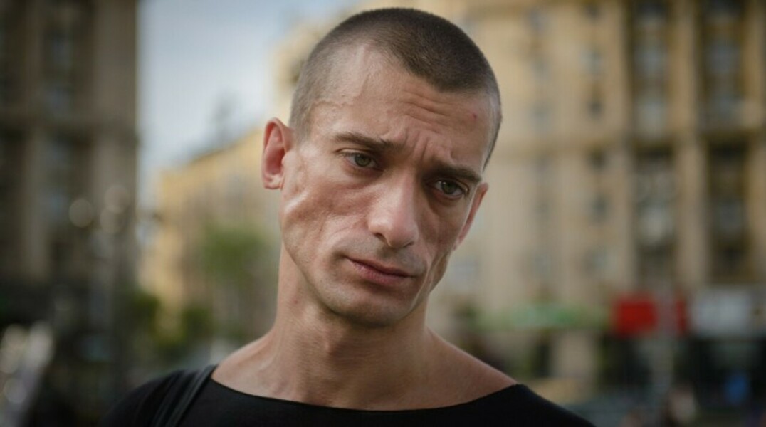 По неподтвержденным данным, российский эмигрант поджег Национальный банк