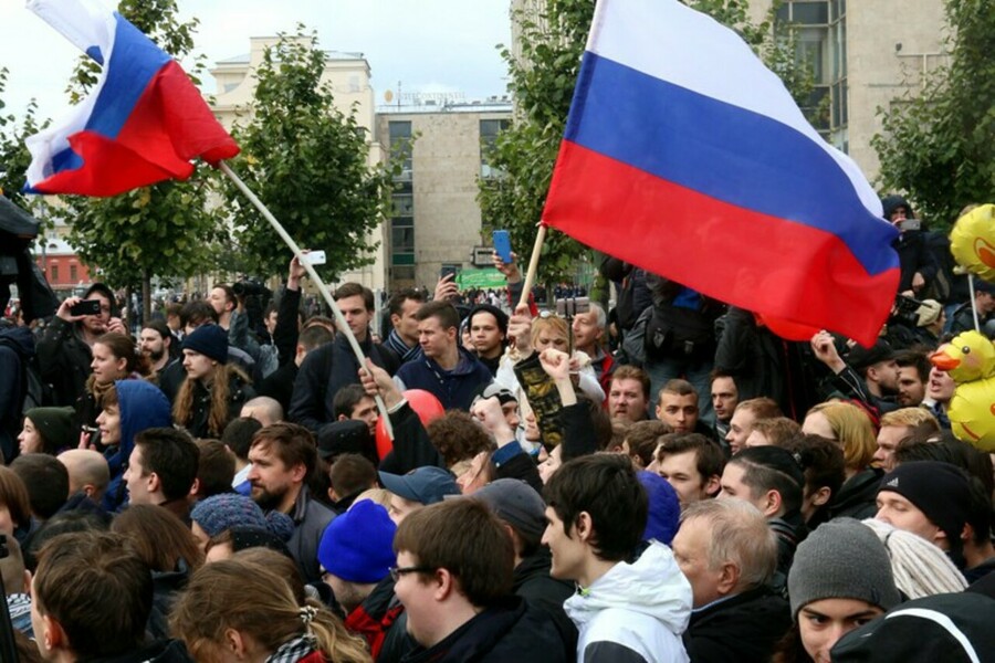 Всего в акции участвовали 1800 человек