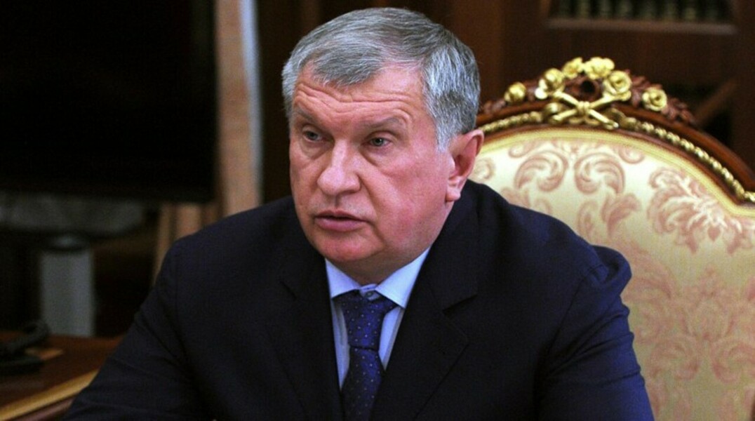 В «Роснефти» отказались взять адресованную Сечину повестку в суд — Daily Storm