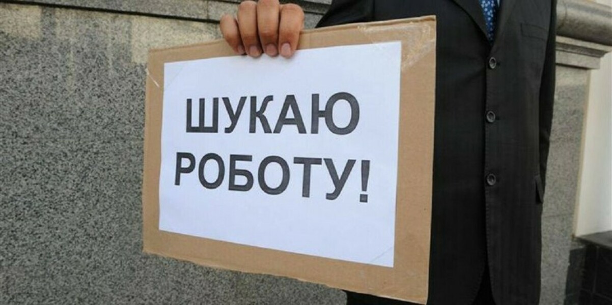 Украинцы, работающие в РФ, могут взять в руки оружие, заявил советник министра