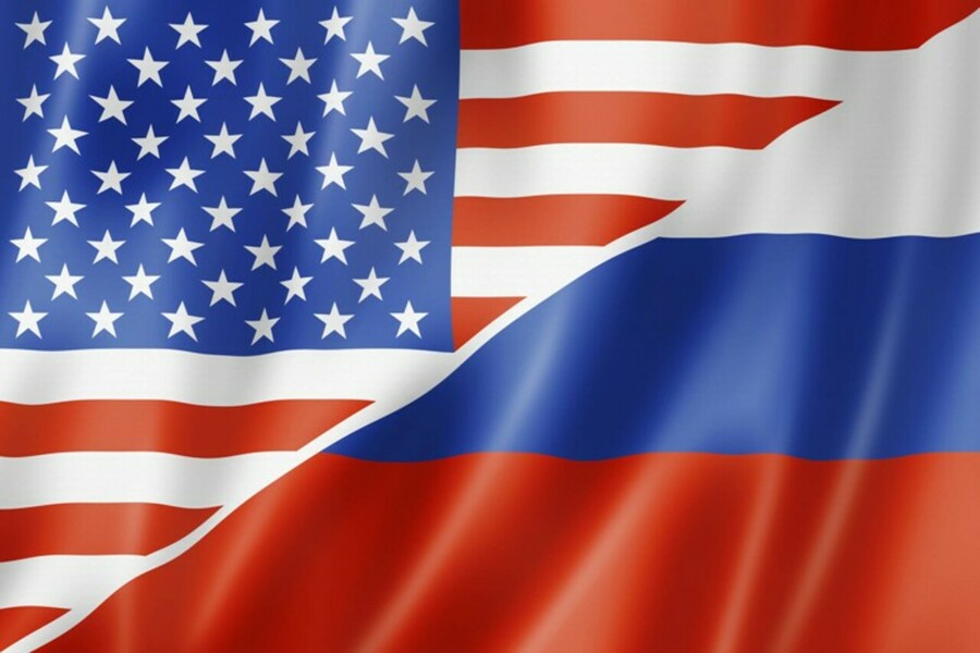 Представители российского посольства в США подтверждают, что поздравлений не получали
