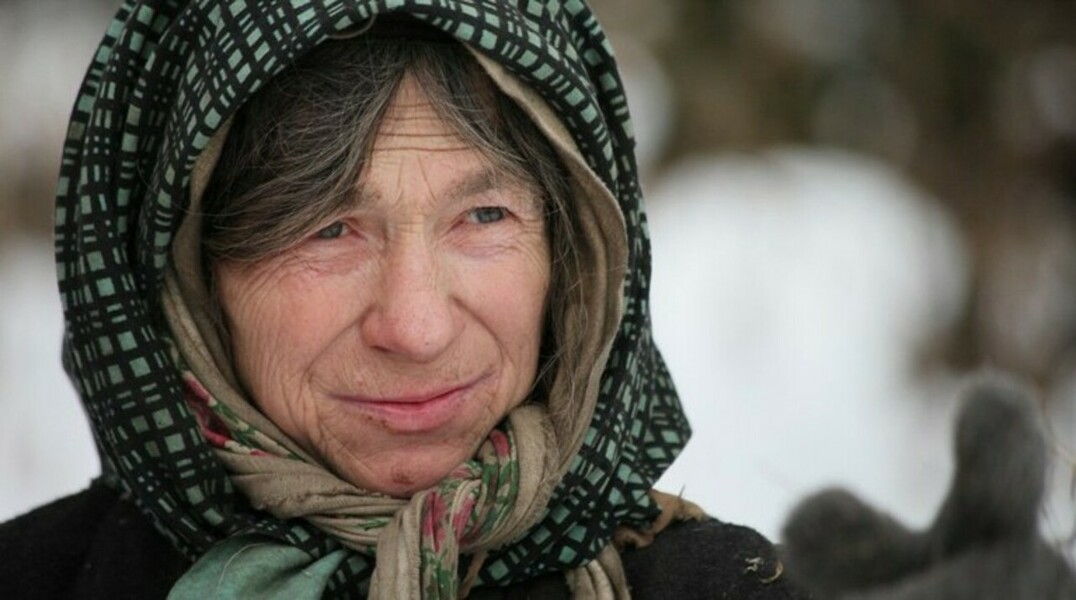 Виктора Зимина раздражает, что чиновники из соседней Кемеровской области взяли шефство над отшельницей