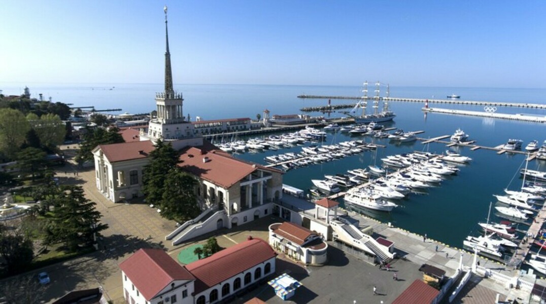 С мая 2018-го туристам, приезжающим к Черному морю, на Ставрополье и Алтай, придется пополнять региональный бюджет