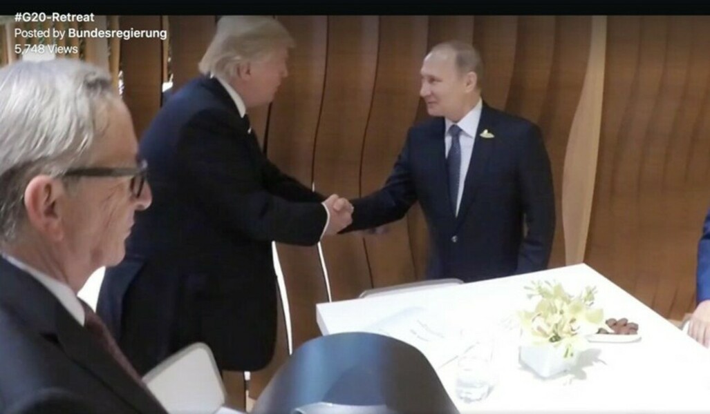 Опубликовано видео первого рукопожатия Путина и Трампа — Daily Storm