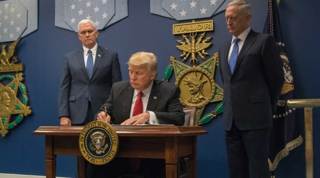 Дональд Трамп одобрил бюджет Минобороны США на 2018 год. Он составит 700 миллиардов долларов