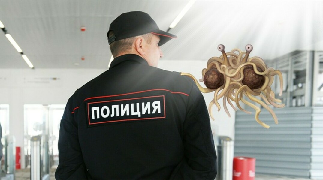 Пастафарианину отказали в замене паспорта из-за фото с дуршлагом на голове