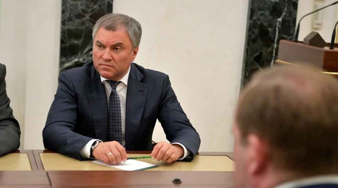 «Кровь, боль и слезы»: Володин дал оценку Октябрьской революции — Daily Storm
