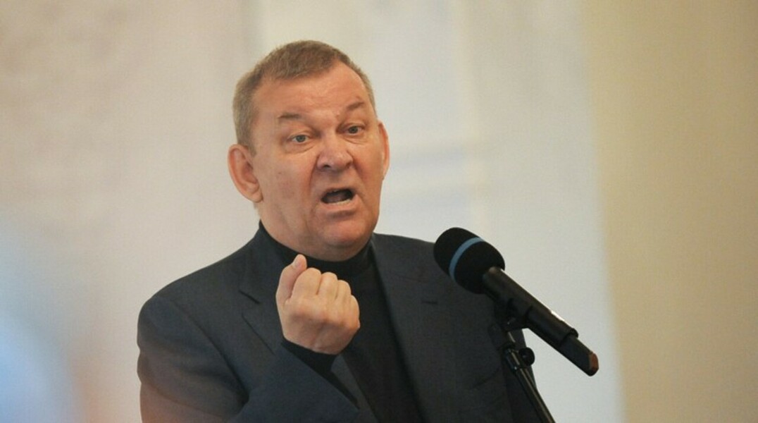 С театром никто не согласовывал контент видеопроекций