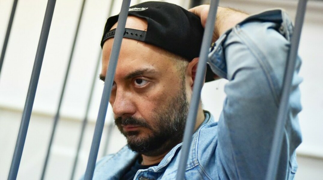 Защита попросила суд о подписке о невыезде для режиссера