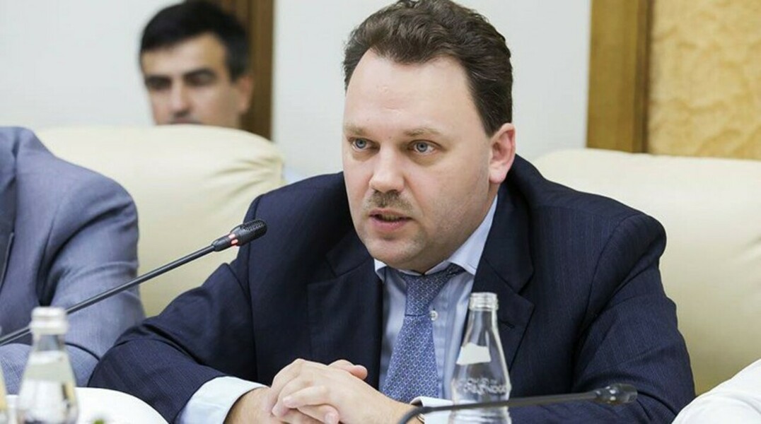 Вице-президент Молодежного союза юристов Артем Кирьянов запустил в соцсетях хештег #ЯпойдунаМатильду