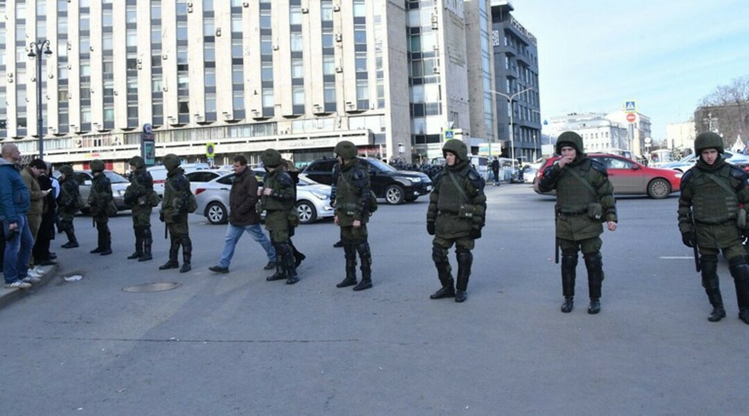 11 июня к несогласованной политической акции в центре Москвы призвал Алексей Навальный