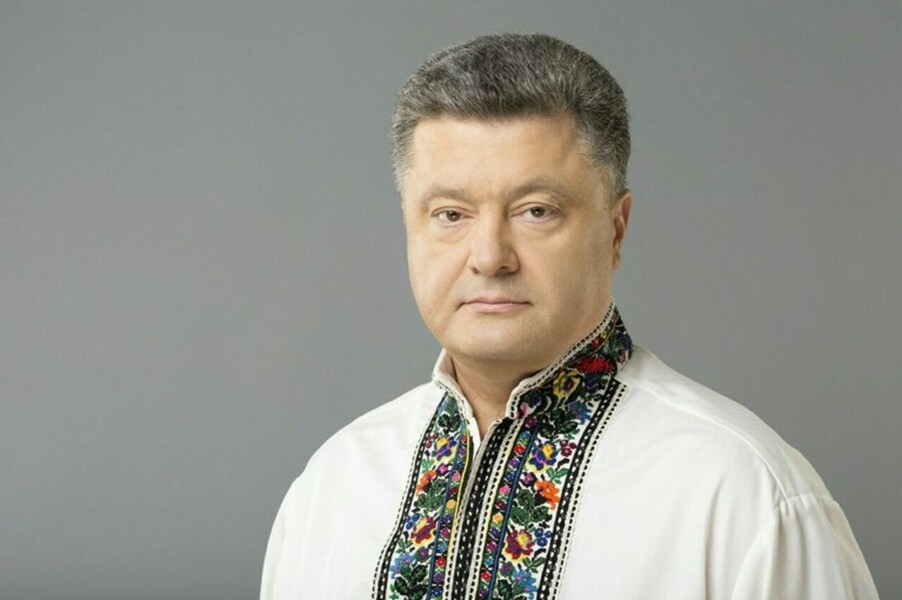 Украинский лидер поздравил граждан с Днем авиации