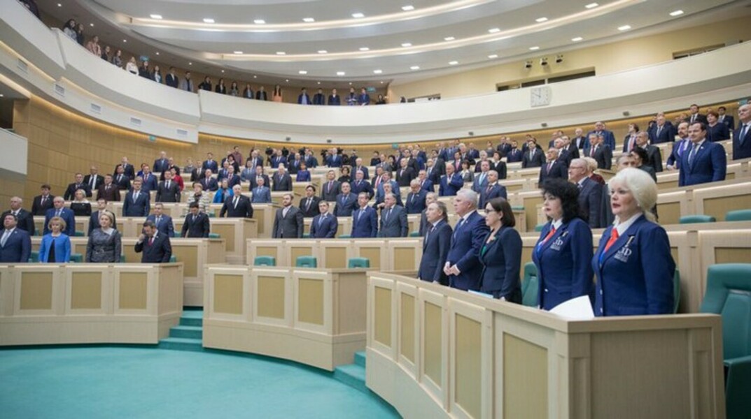 Членам Совета Федерации предложат поболеть за российскую команду