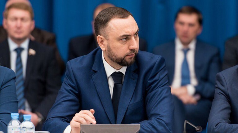 Парламентарий Шамсаил Саралиев обвинил соцсеть в том, что она «душит голос Правды»