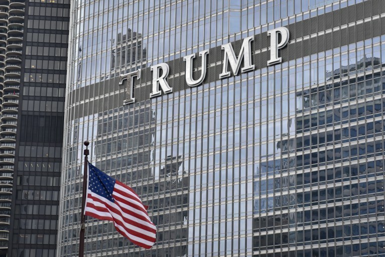 В результате пожара есть пострадавшие, однако президент США Дональд Трамп вне опасности © GLOBAL LOOK press