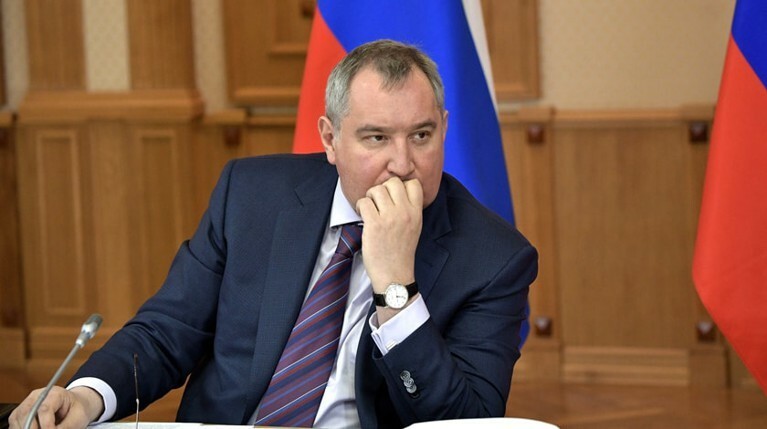 Интерес к российскому оружию усилился, поэтому США ввели ограничительные меры, считает вице-премьер Фото: © GLOBAL LOOK press