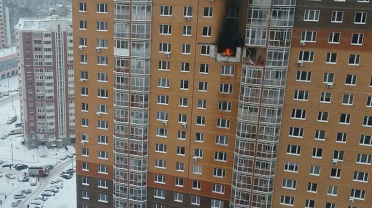 Четверо рабочих пострадали при взрыве газа в жилом доме в Подмосковье — Daily Storm