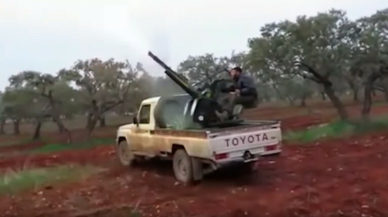 Опубликовано видео обстрела российского Су-25 из зенитной установки — Daily Storm