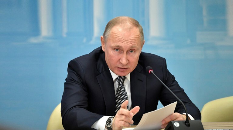 «Владимир Путин говорит правильные вещи, но элиты неспособны сделать рывок» — Daily Storm