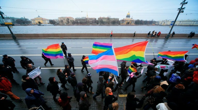 Геи решили поддержать Путина после ролика с «геем на передержке» — Daily Storm