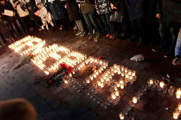 Скорбь и протест: память жертв «Зимней вишни» почтили в Москве — Daily Storm