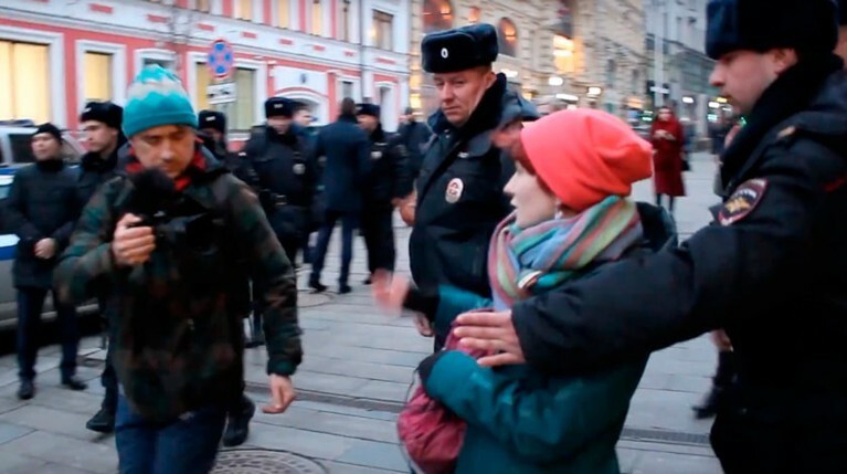 По разным данным, во время акции задержали от шести до девяти участников скриншот © Daily Storm
