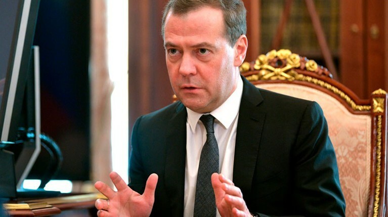 Медведев: Правительство России сложит полномочия 7 мая — Daily Storm