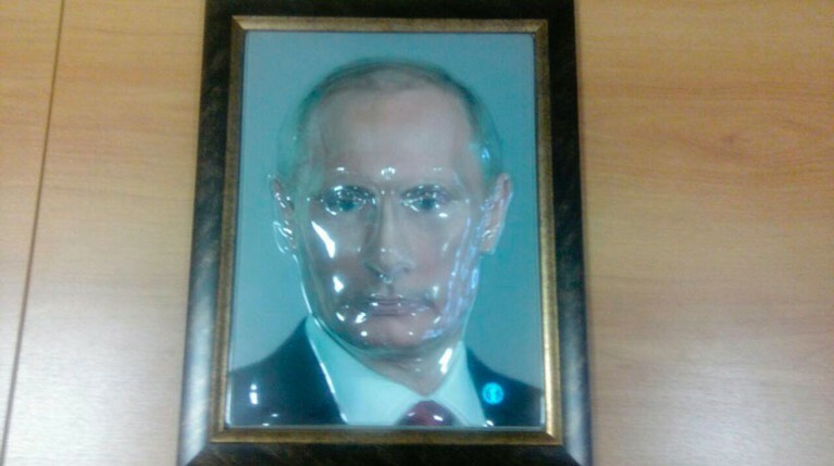 Слепым жителям Химок дали потрогать «лицо» Путина — Daily Storm