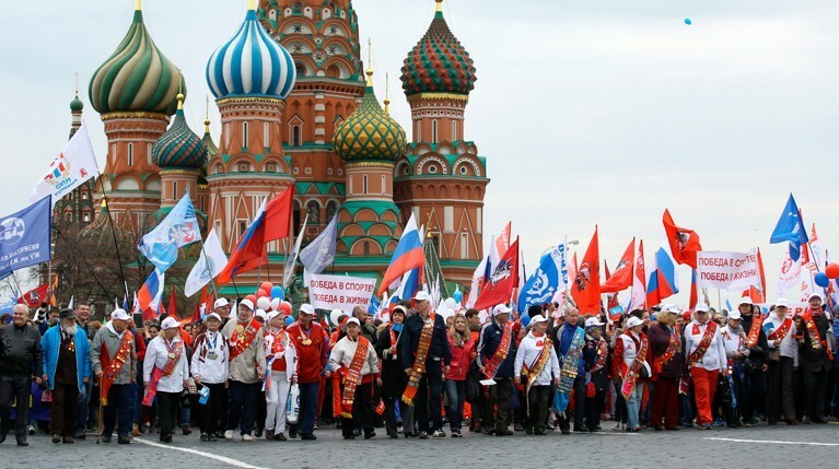 Первомай для политического пиара. Думская оппозиция отказала Исаеву — Daily Storm