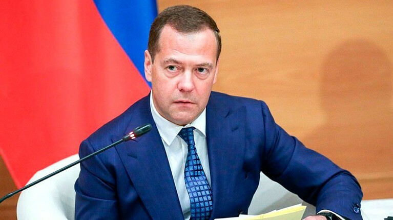За Дмитрия Медведева проголосовали 374 депутата Фото: © GLOBAL LOOK press/Russian State Duma Photo Service