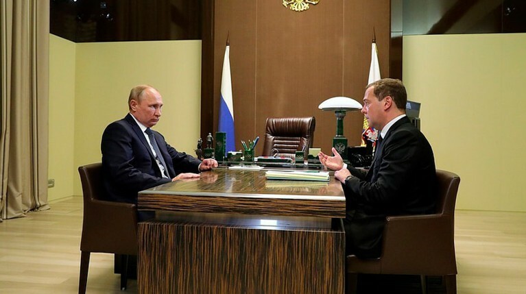 Медведев предложил Путину разделить Минобрнауки на два ведомства — Daily Storm
