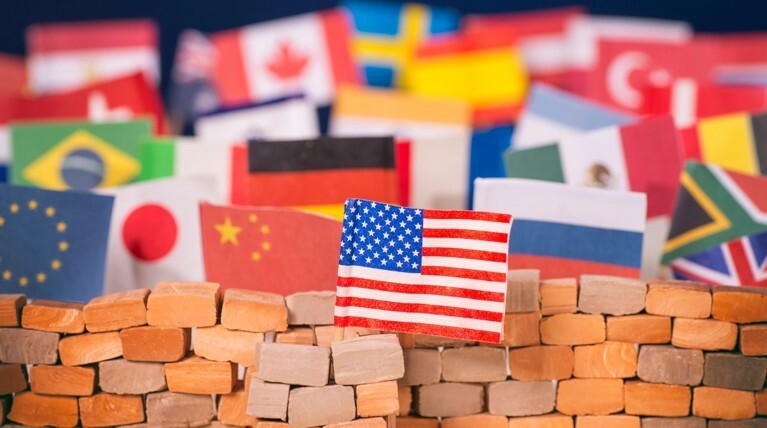 Пекин пошел навстречу Вашингтону и решил закупать больше американских товаров, но это лишь затишье перед новым конфликтом Фото: © GLOBAL LOOK press/Klaus Ohlenschläger
