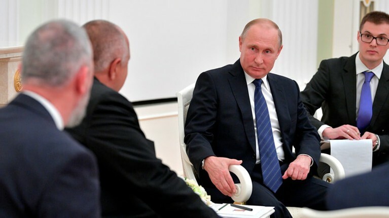 Путин в Кремле дал поручения высокопоставленным офицерам России — Daily Storm