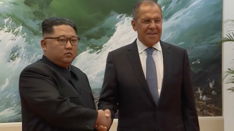 Лавров встретился с Ким Чен Ыном и пригласил его в Россию — Daily Storm