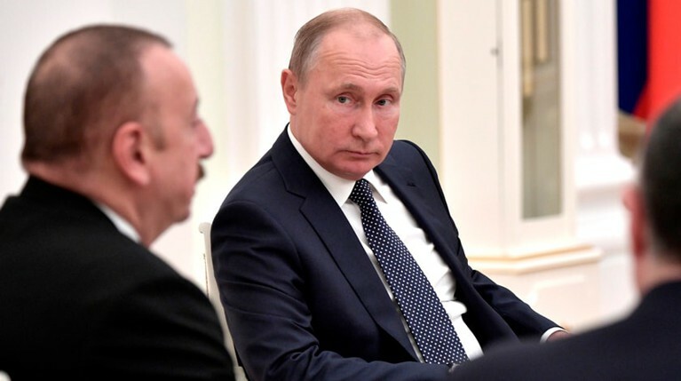 Путин сохранил кресла за ключевыми сотрудниками администрации президента — Daily Storm