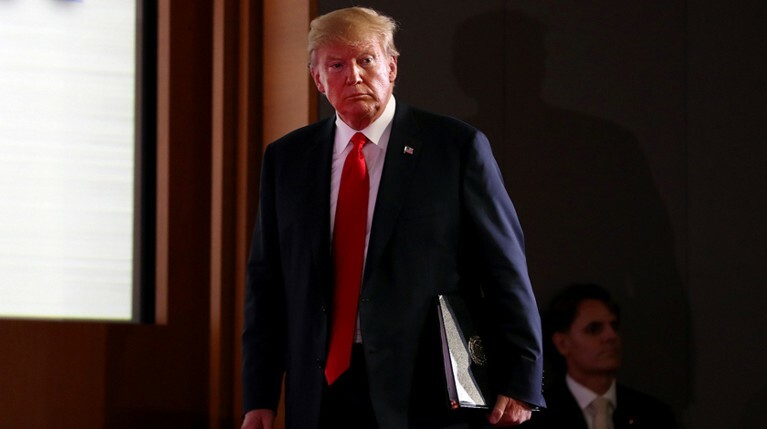 Помощники Трампа саботируют подготовку его встречи с Путиным — Daily Storm