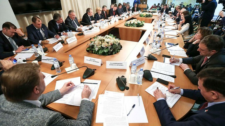 Внесен пакет законопроектов об упрощенном получении украинцами паспорта РФ — Daily Storm