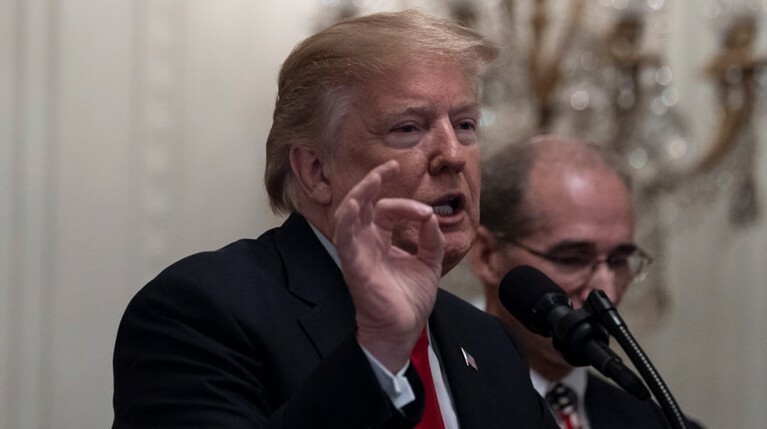 Трамп заявил о согласии короля Саудовской Аравии увеличить суточную нефтедобычу — Daily Storm