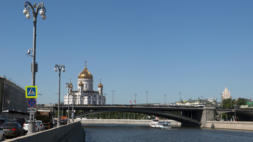 Снижение покупательской способности россиян негативно отразилось на пожертвованиях, продажах свечей и икон Фото: © GLOBAL LOOK press/Nikolay Gyngazov