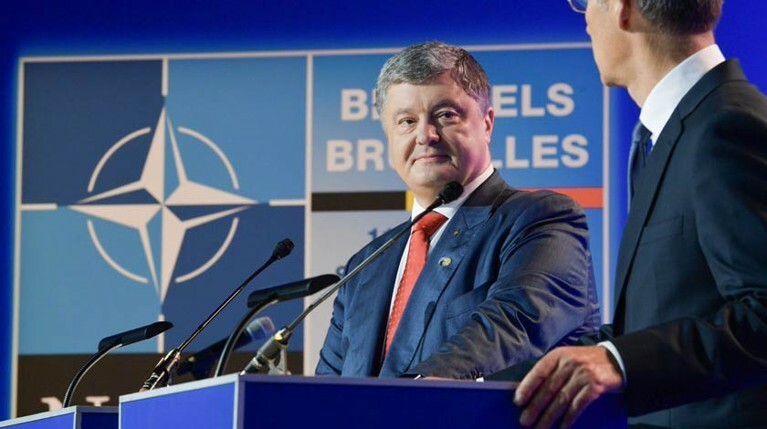 СМИ: Трамп и Порошенко провели 20-минутную встречу на саммите НАТО — Daily Storm