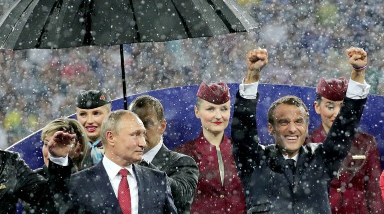 Путин наградил французских футболистов золотыми медалями ЧМ-2018 — Daily Storm
