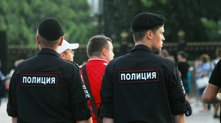 А те, кому заплатили сверхурочные, говорят, что суммы выплат — мизерные Фото: © GLOBAL LOOK press/Sergey Kovalev