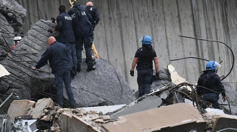 В Италии назвали причину обрушения моста близ Генуи — Daily Storm