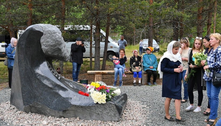 Мемориальный комплекс на берегу Сямозеро