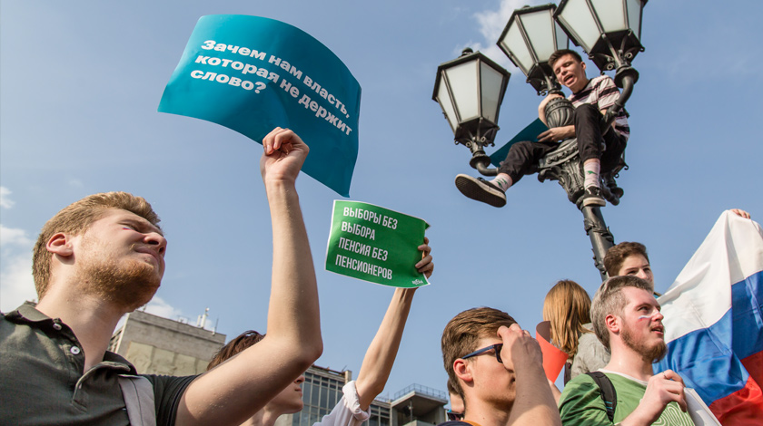 Они намерены протестовать круглосуточно, как это делали участники акций в Киеве в 2004-м Фото: © GLOBAL LOOK Press/Victor Kruchinin/ZUMAPRESS.com